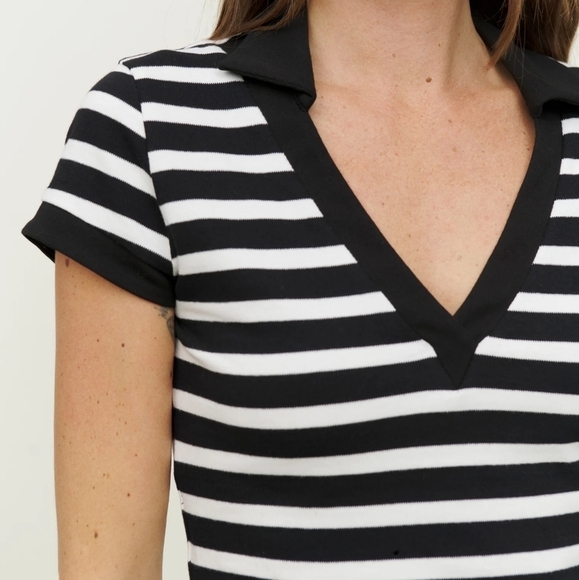 Reformation Lovella Top in Domino Stripe size S NWT - Picture 4 of 10